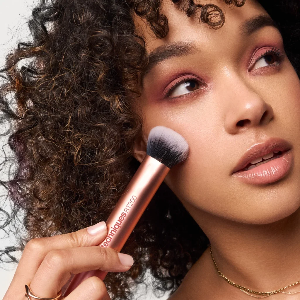 Real Techniques Expert Face Makeup Brush